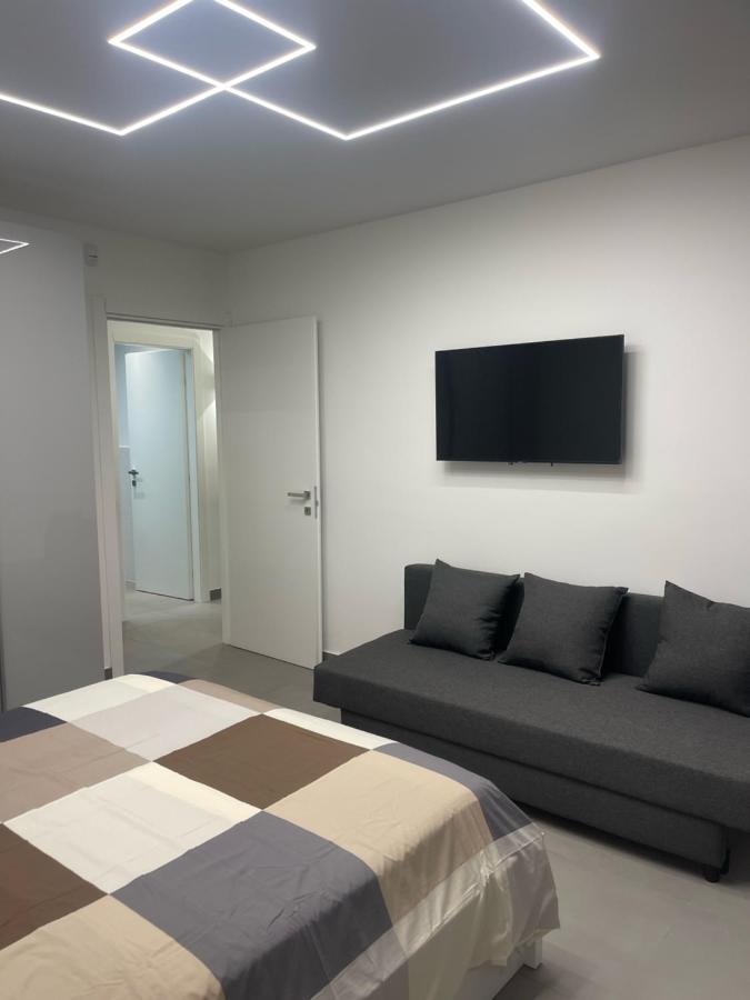 Villa White House Aci Catena Exterior foto
